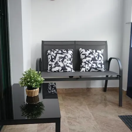 Estudio Naranjos De Nueva Alcantara Μαρμπέλλα